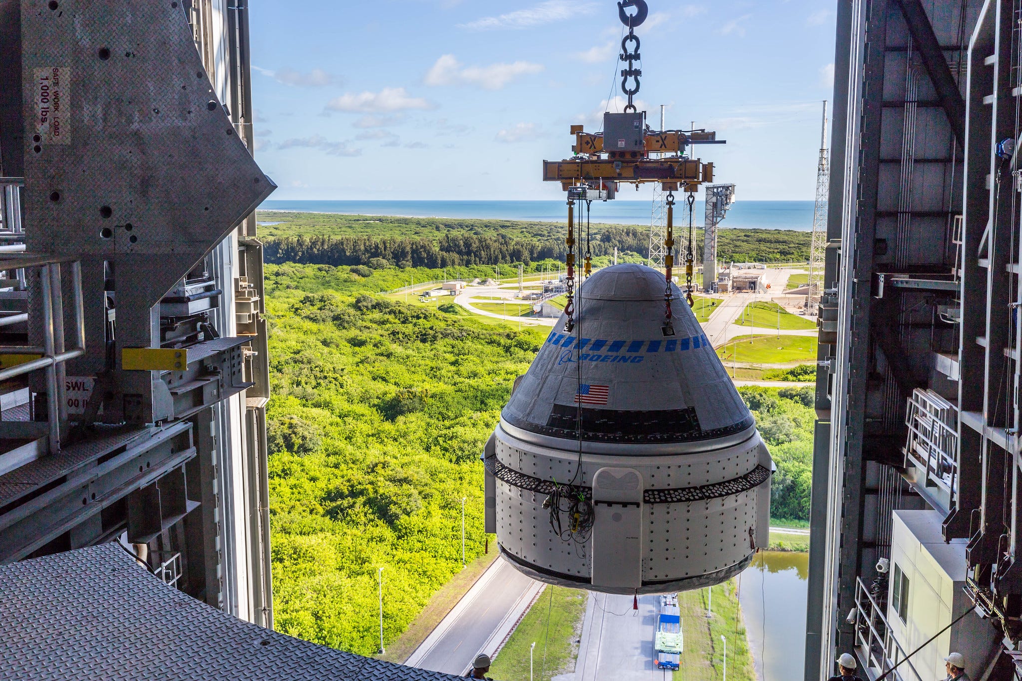 Boeing Starliner capsule lifted at Pad 41